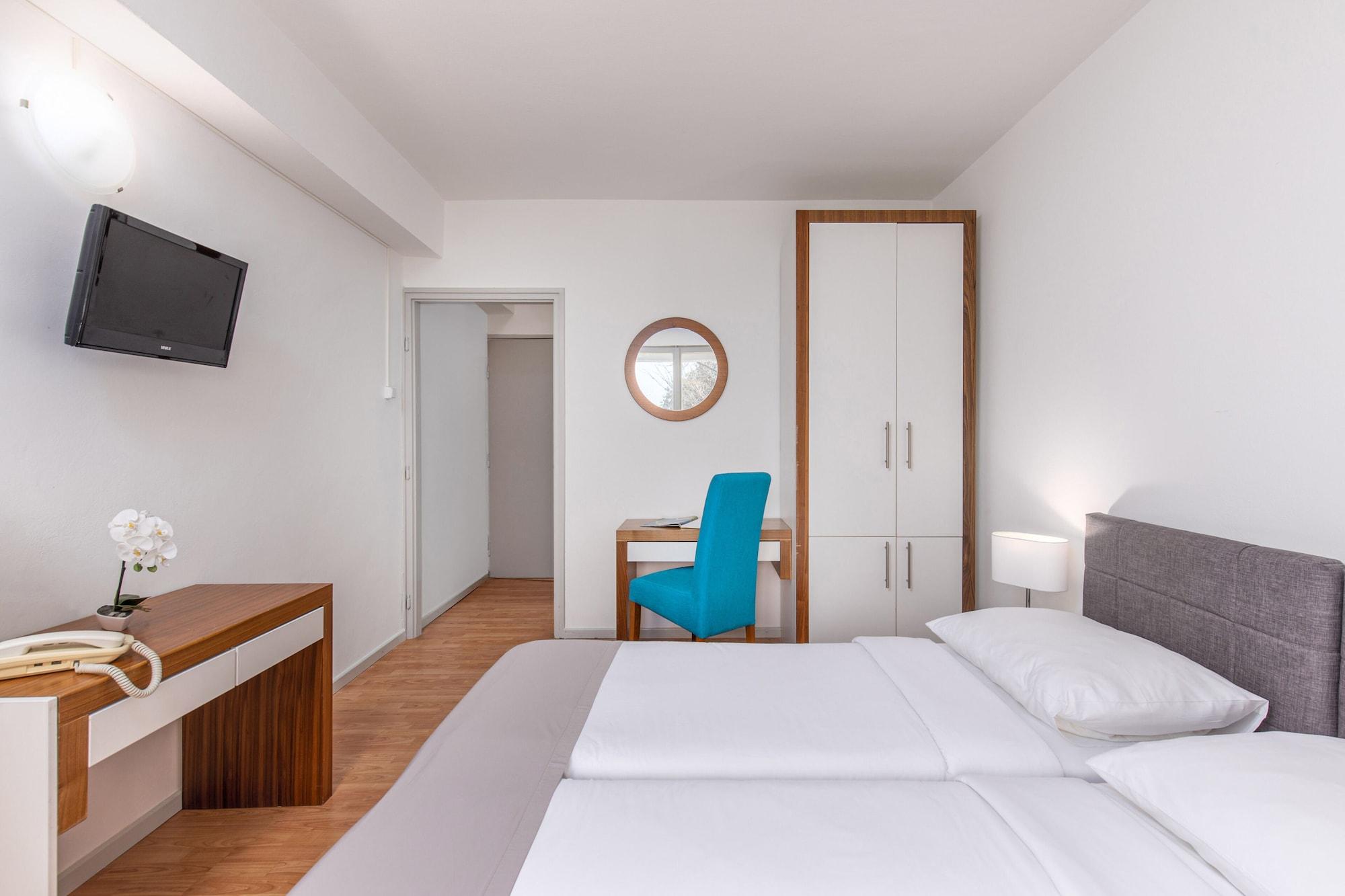 Hotel Zagreb Crikvenica Dış mekan fotoğraf