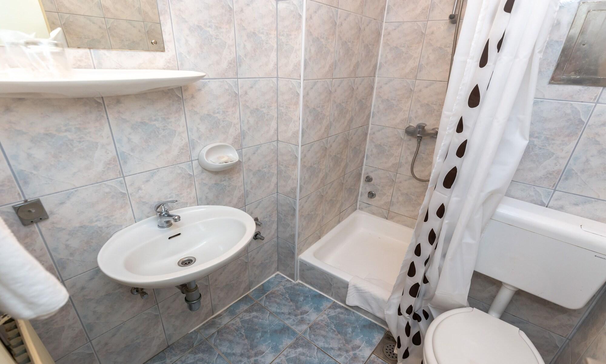 Hotel Zagreb Crikvenica Dış mekan fotoğraf