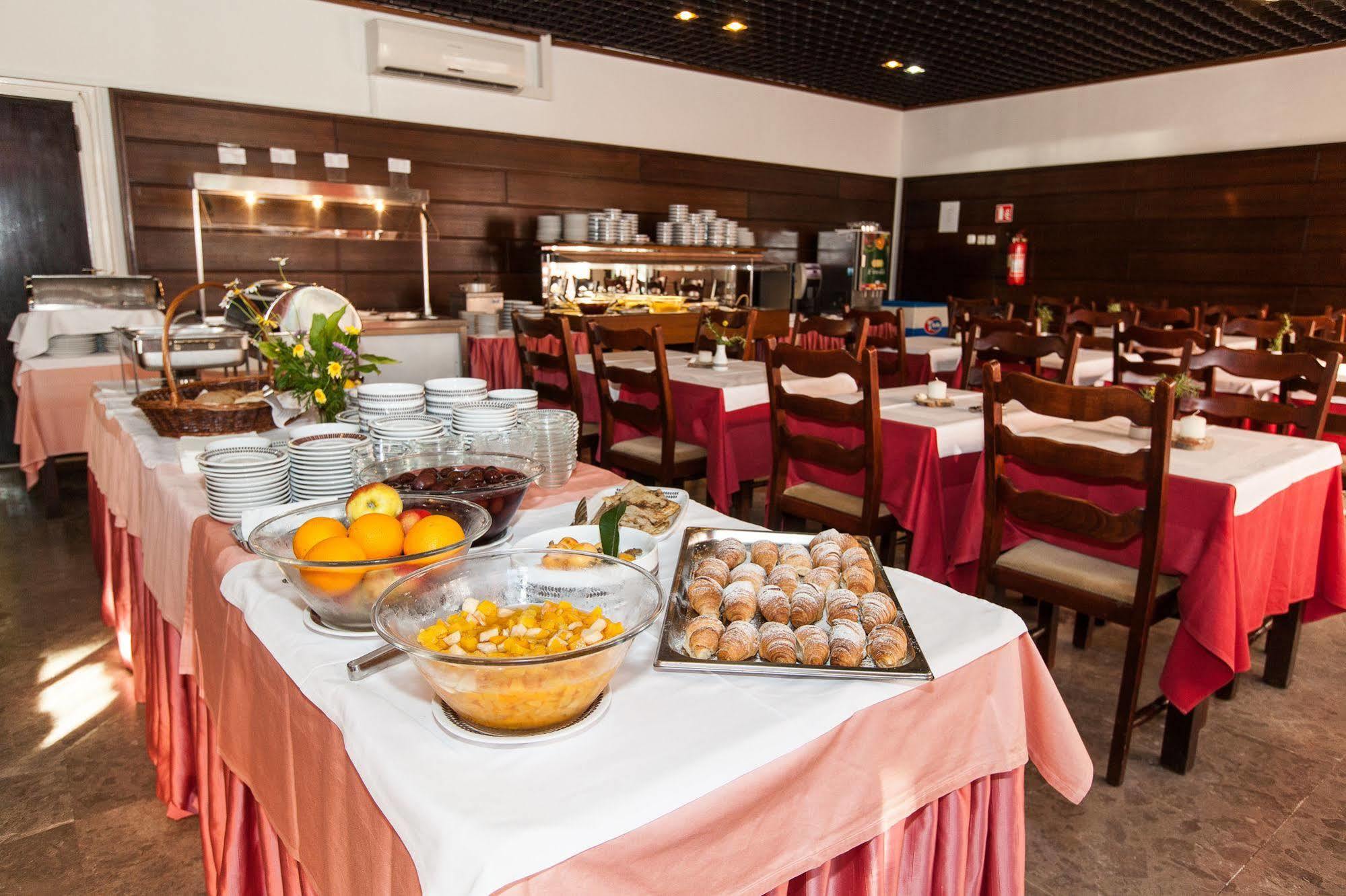 Hotel Zagreb Crikvenica Dış mekan fotoğraf